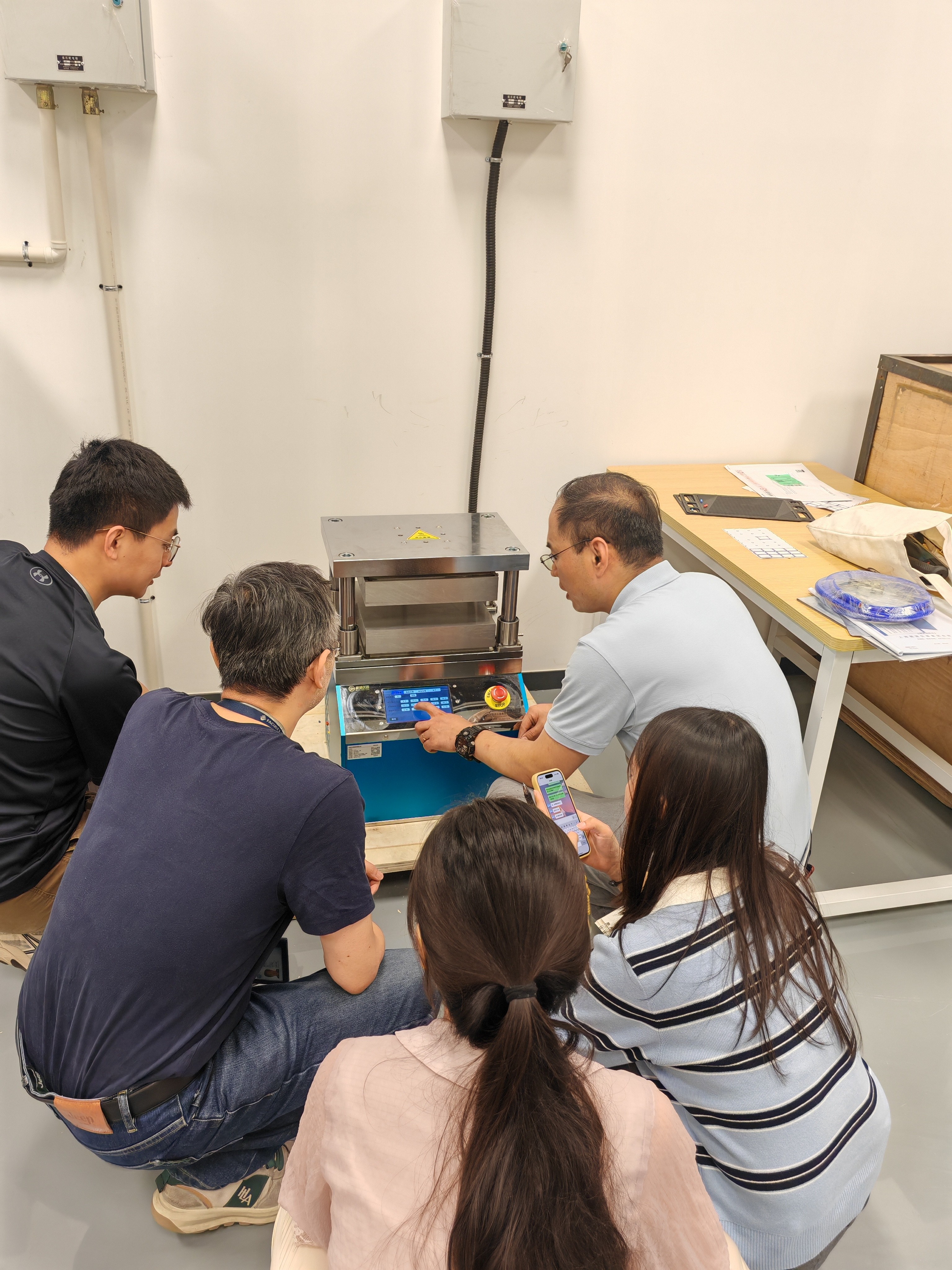 成功案例 | 北京某實驗室引入新諾儀器自動熱壓機