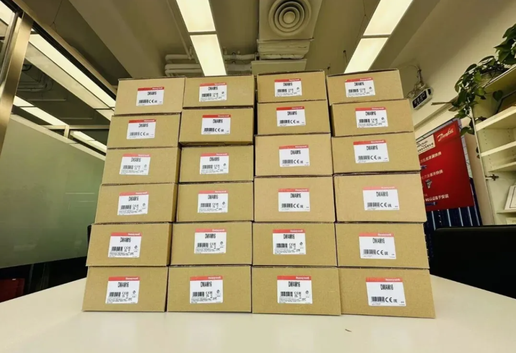 PVD設(shè)備壓力監(jiān)控核心件，高穩(wěn)定性壓力開(kāi)關(guān)現(xiàn)貨秒發(fā)