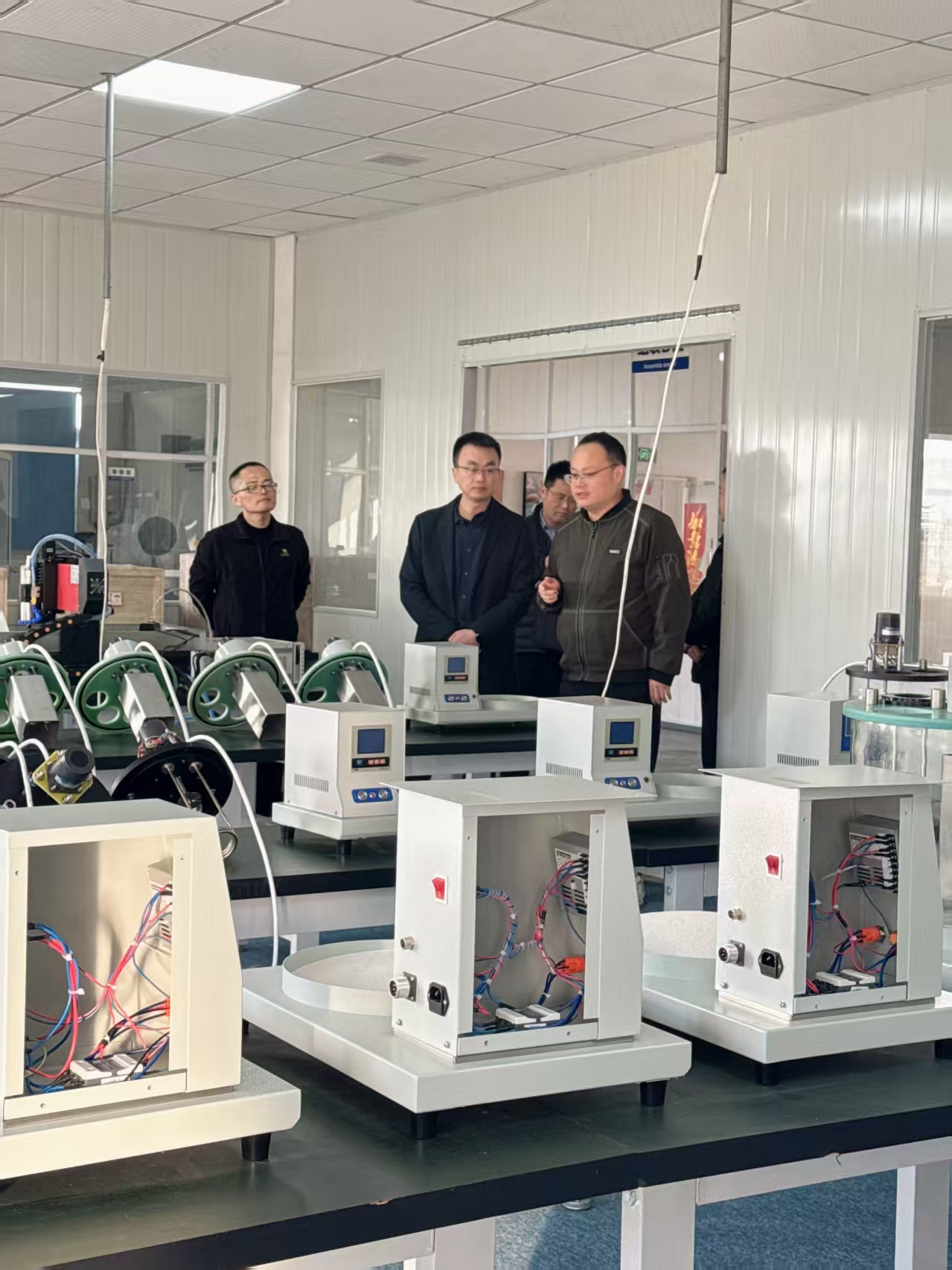 宿迁市发改委等领导莅临仪研智造竣工验收 共推药检仪器产业高质量发展